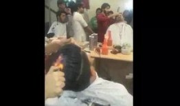 理发师吃瓜视频大全集免费观看,免费观看视频全集，笑料连连