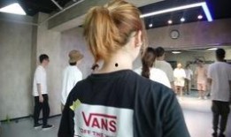 乌兰爆料视频大全最新版,揭秘娱乐圈不为人知的秘密